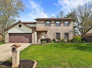 621 Deerfield Dr, Swansea, IL