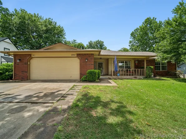11950 S 266th East Ave, Coweta, OK 74429