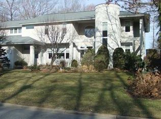 77 Basil Xing, Cranston, RI 02921
