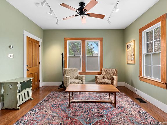 5th image of 215 Vance Street