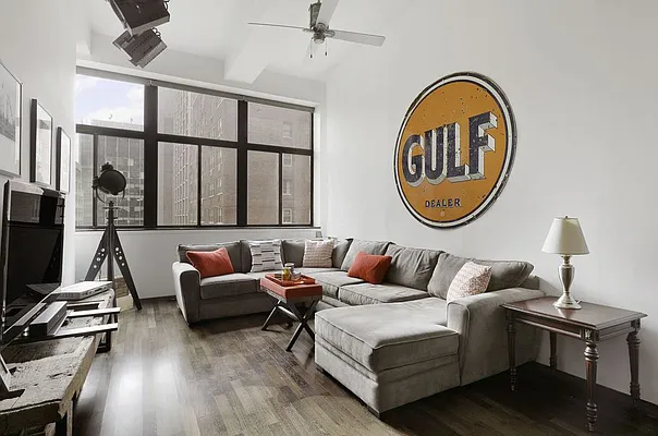 Sold by Manchester Real Estate | media 4
