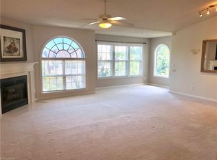 1934 Salem Bluff Dr, Winston Salem, NC 27127
