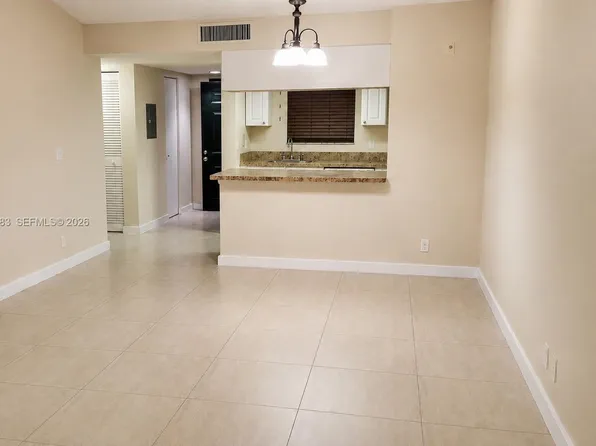 6292 La Costa Dr APT M, Boca Raton, FL 33433