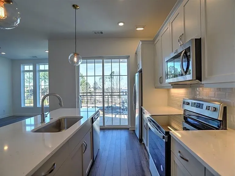 155 Devore Rd — Photo 17