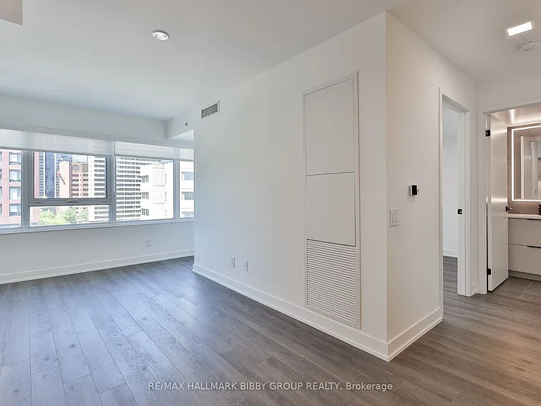 609 Sherbourne St #803 — Photo 8