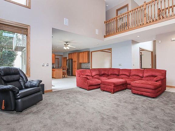 5th image of 9364 Chesapeake Dr