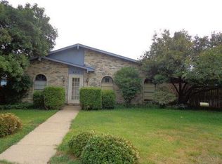 6517 Briarknoll Cir, Garland, TX 75043
