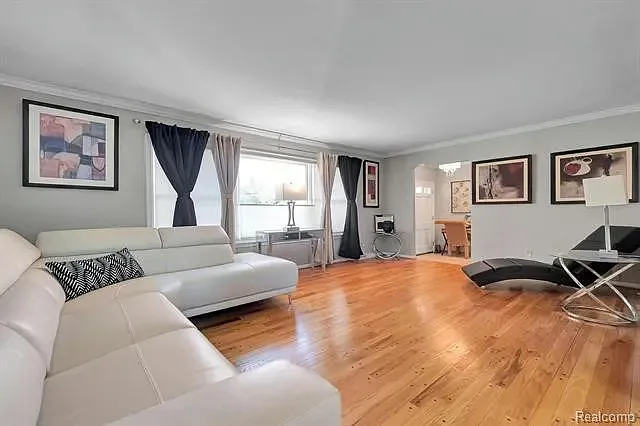 4753 Quarton Rd — Photo 14