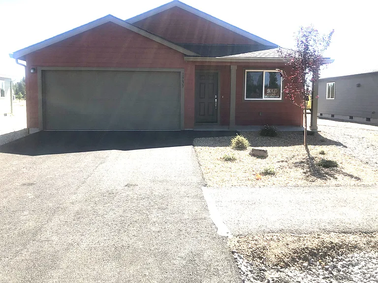 16673 Blue Pne — Photo 1