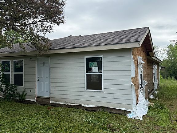2nd image of 128 VISTA RD