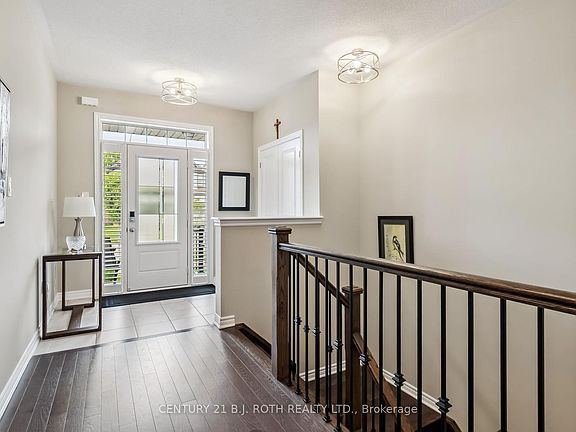 5th image of 42 Glenhaven Ct