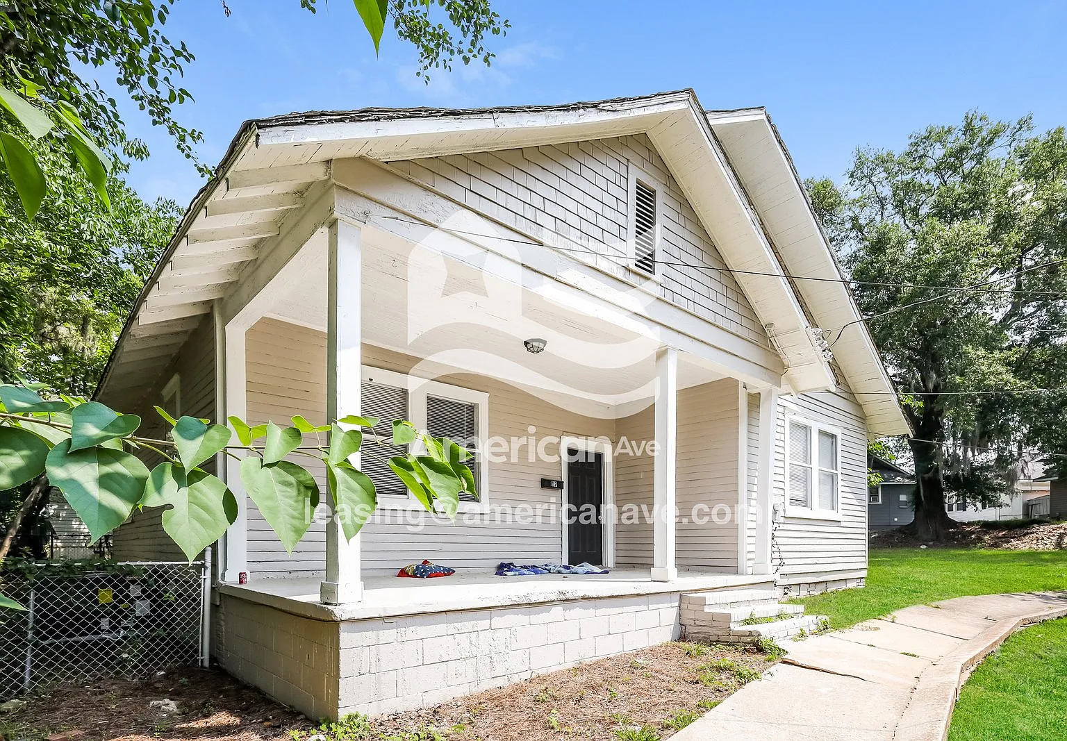 2 bed, 1.0 bath, 1227 sqft, $741 — Photo 3