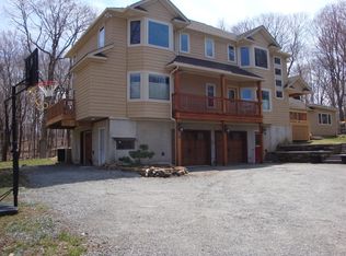 9 S Hayward Rd, Sparta, NJ 07871