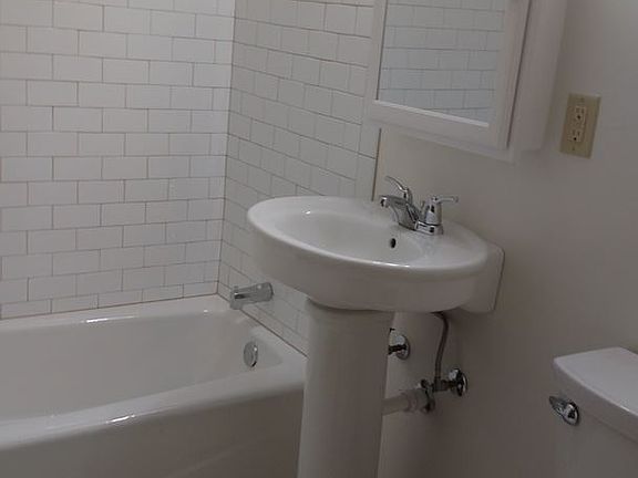 4th image of 2129 Randolph Ave #6021451