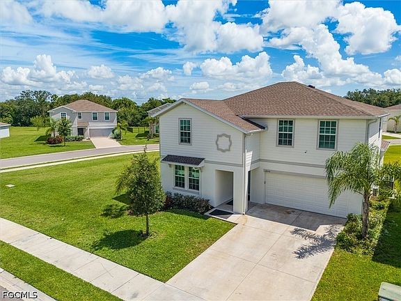 4th image of 12075 Savanna Lakes Blvd