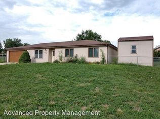 502 Mustang Dr, Ogden, KS 66517