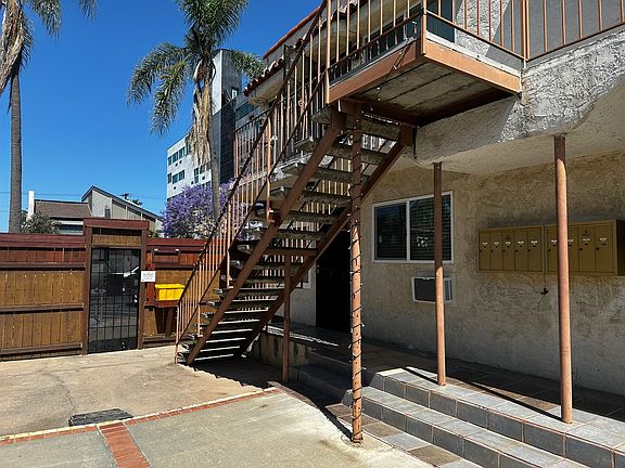 Ground Floor Porch Unit & Mailboxes, Walkway