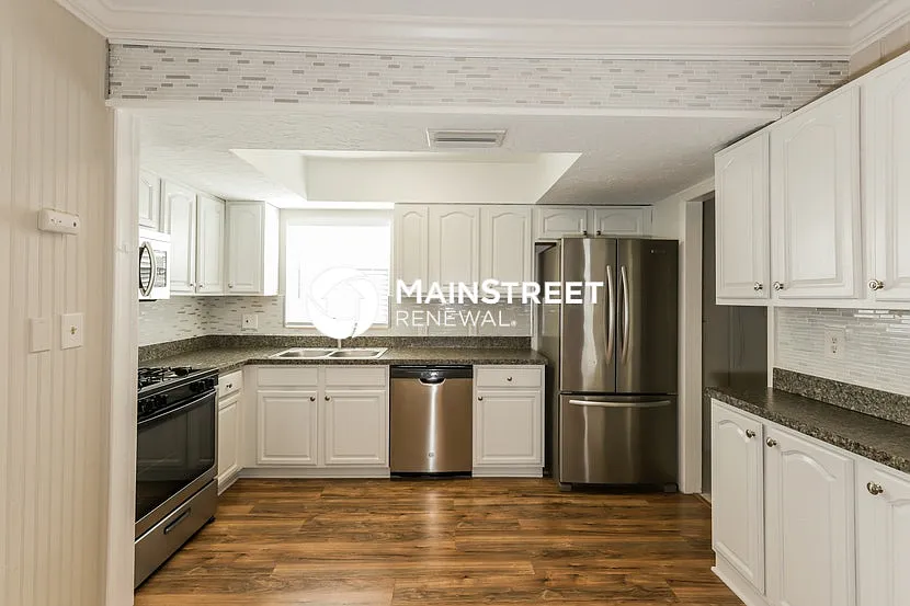 1833 Shore Acres Blvd Ne — Photo 4
