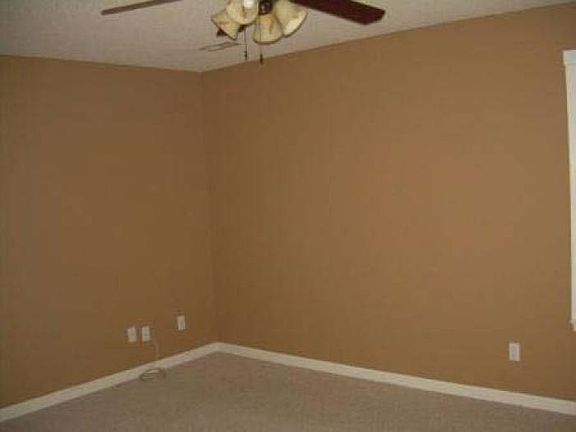3rd image of 117 Tanner Ct