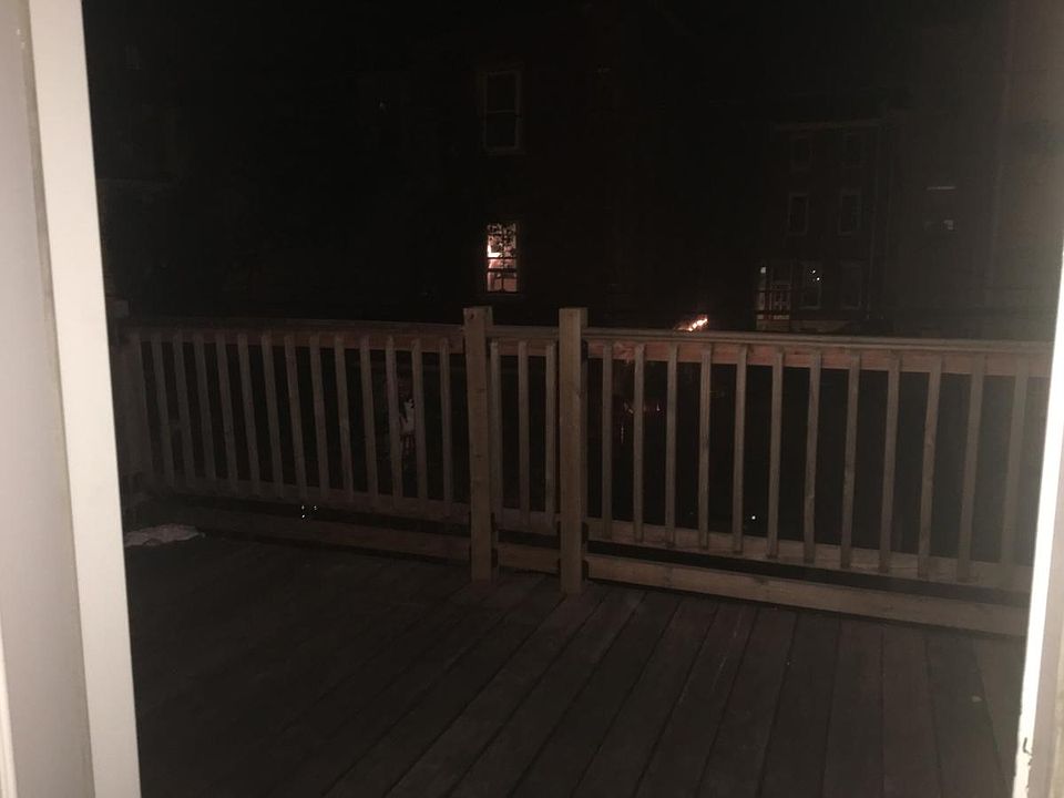 1st image of 1109 Green St APT 15