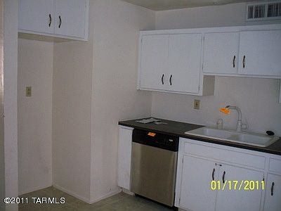4th image of 2009 W La Osa Dr