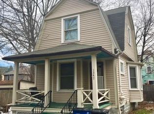 1347 W 112th St, Cleveland, OH 44102