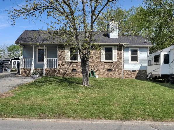 606 Blake Moore Dr, La Vergne, TN 37086