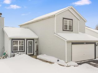 5318 Whispering Oaks Dr, Plainfield, IL 60586