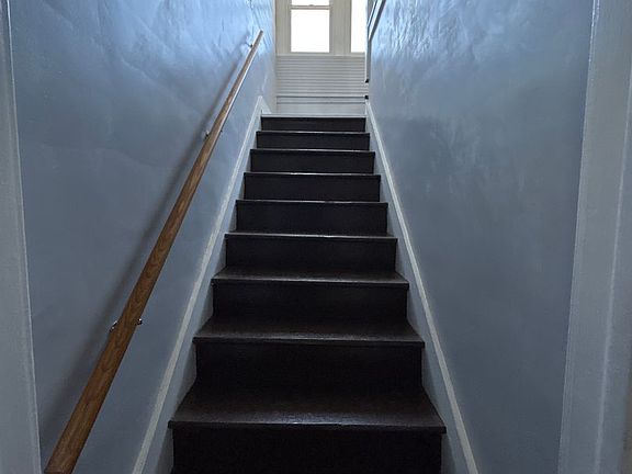 5th image of 1334 Chapman Ave SW APT 4