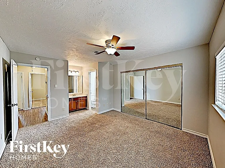 20327 Bridgedale Ln — Photo 6