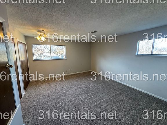 2nd image of 1619 Berry Ave