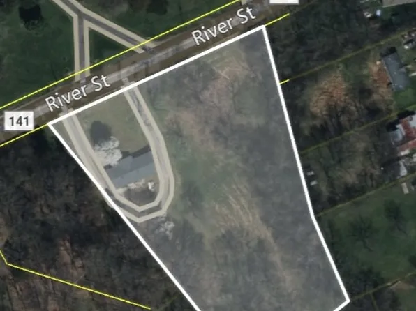 315 River St, Hartsville, TN 37074