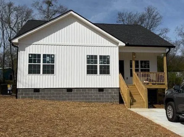 2298 Pine Chapel Rd NE, Resaca, GA 30735