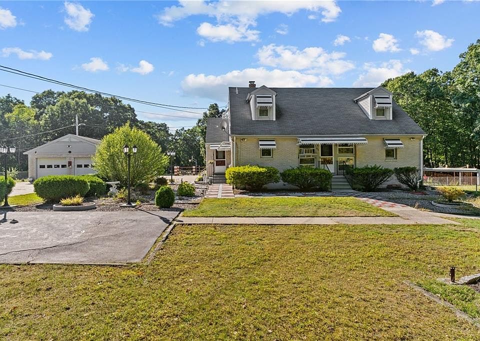 60 Biltmore Ave, Cumberland, RI 02864 Zillow