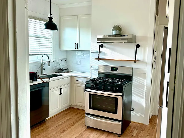 816 York St #816 — Photo 19