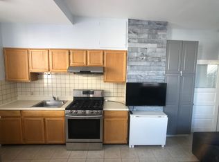 825 Vallejo St, San Francisco, CA 94133