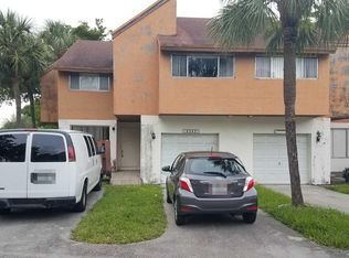8243 NW 8th Ct, Plantation, FL 33324