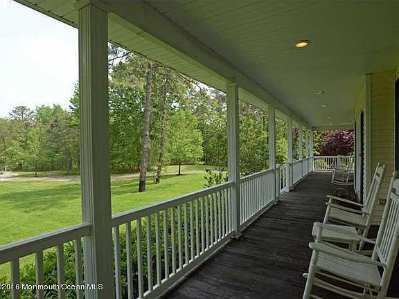 4th image of 14 Hidden Pines Dr