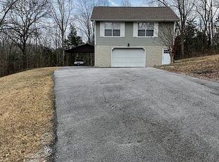 6616 Fairview Rd, Hixson, TN 37343