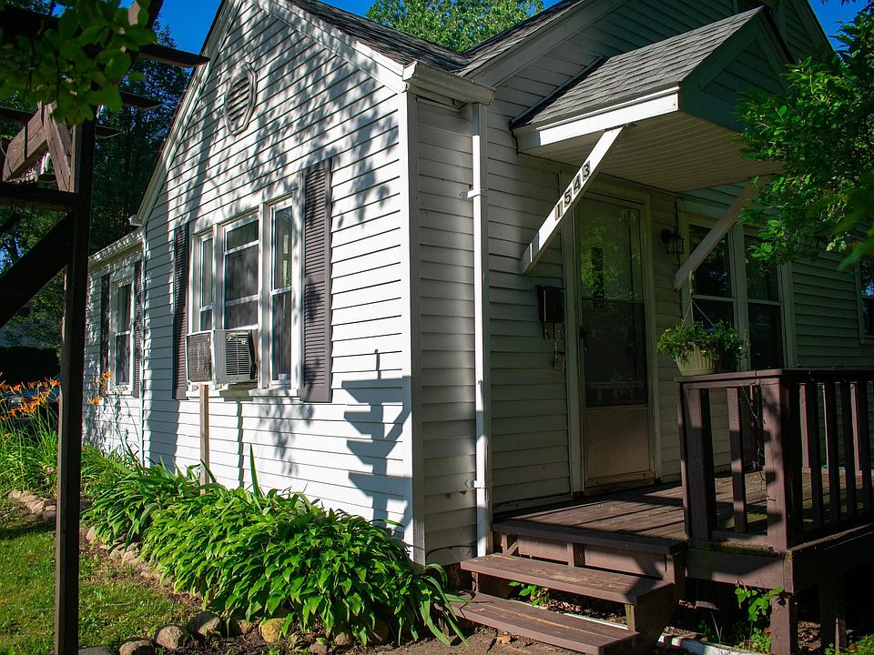 1st image of 1543 Goffe St