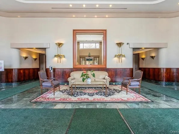 35 N Chatsworth Avenue #1J, Larchmont, NY 10538