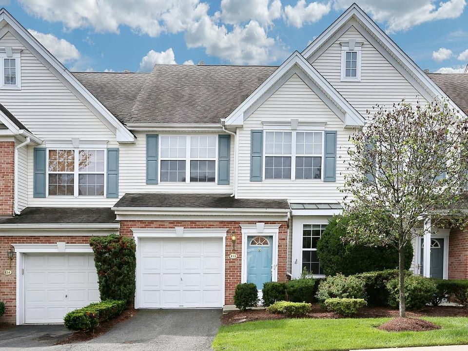1st image of 133 Cambridge Dr