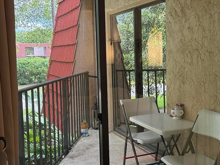 8159 Severn Dr — Photo 12
