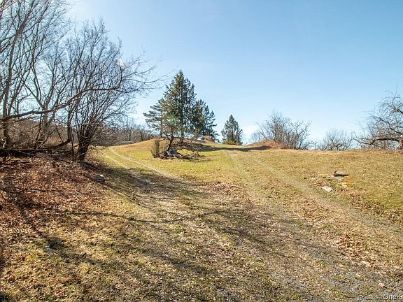 2nd image of 223 Plattekill Road