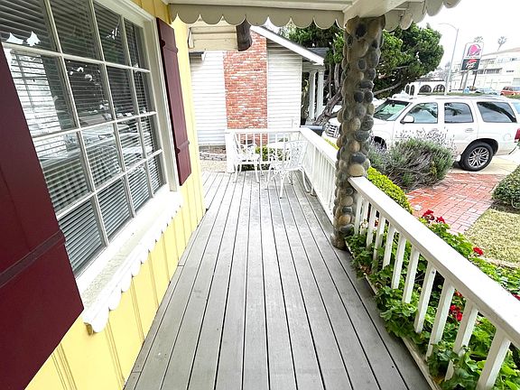4th image of 3031 E Corto Pl #1