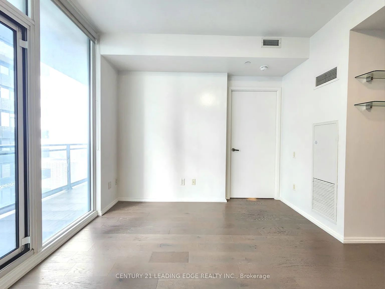 2 bed, $2,800 — Photo 4