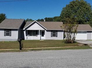 82 Hidden Valley Dr, Jackson, TN 38305