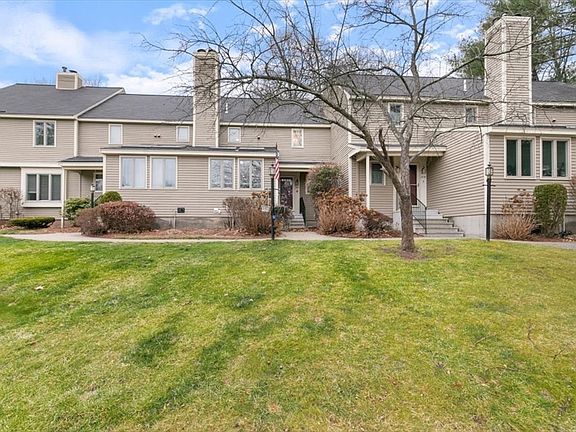 4th image of 207 Brickett Hill Cir #207