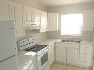 1696 E Breezy Ln, West Palm Beach, FL 33417
