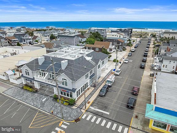 4th image of 2020 Long Beach Blvd #2-C